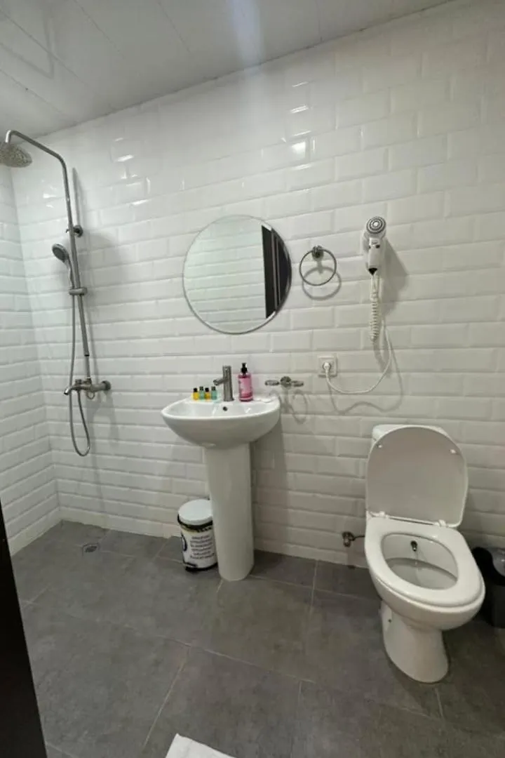 Rostivanotel Batumi 3*,